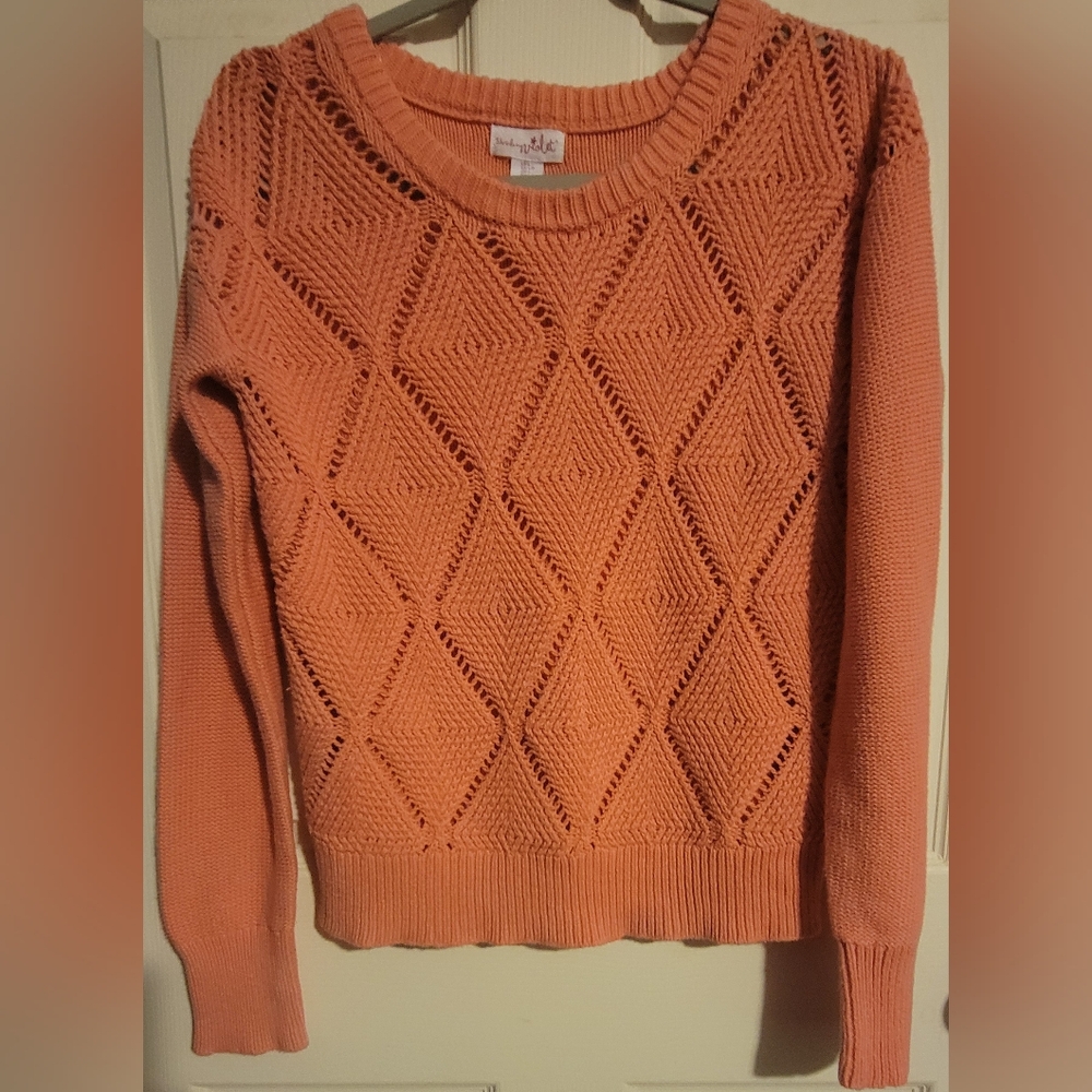 Shrinking Violet Diamond knit sweater EUC